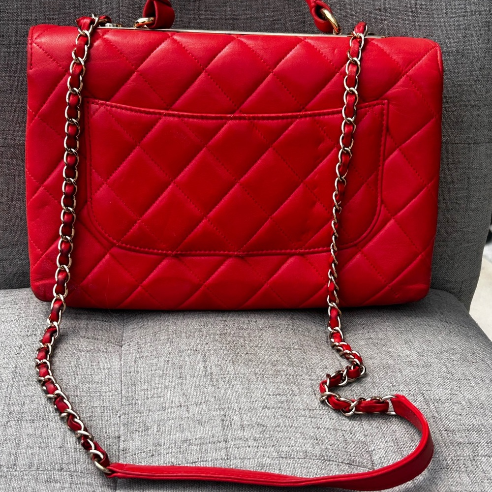 Chanel Red Quilted Red Caviar Leather Handbag with Gold Hardware 2786201 - Picture 4 of 16